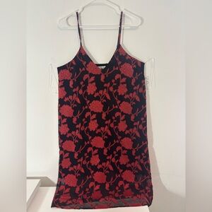 Wild Moss Medium NWT BlackRed Floral Slip Dress VNeck Adjustable Strap Cocktail